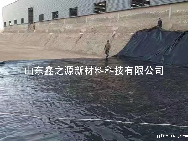 黑膜沼气池使用过程中出现废渣该如何处理？