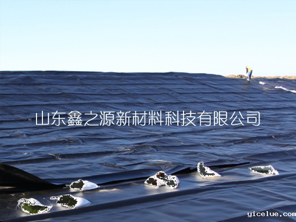 养殖防渗膜根据实际情况进行存放工作