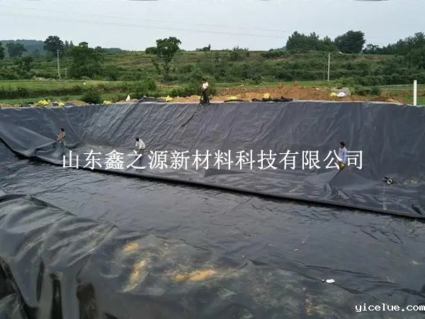 根据经验完善处理好鱼塘防渗膜接缝处理