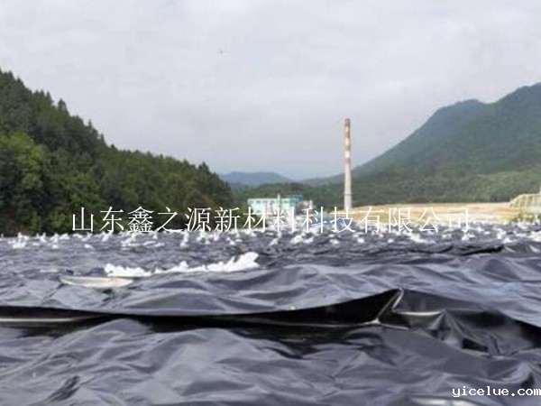 关于垃圾填埋场防渗膜的施工要求有哪些？