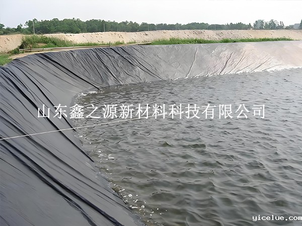 如何顺利的延缓蓄水池防渗膜的衰老？