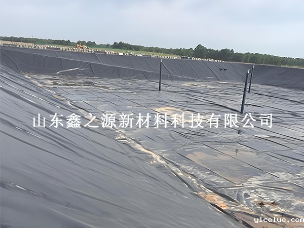 养殖防渗膜的高效铺设：打造坚固的绿色屏障