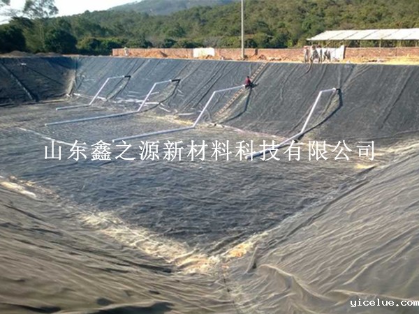 沼气池黑膜铺设：对环境要求的简明指南