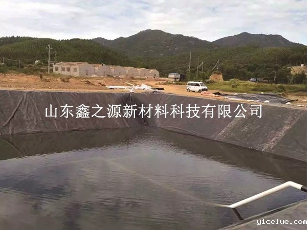 人工湖防渗膜出现表面鼓包现象须“速战速决”